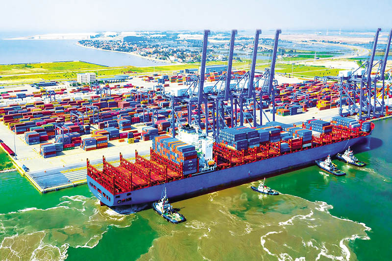 Tổng Công ty Tân Cảng Sài Gòn (SNP): Chuyển đổi số và sự phát triển mạnh mẽ trong ngành logistics với SmartPort và AI