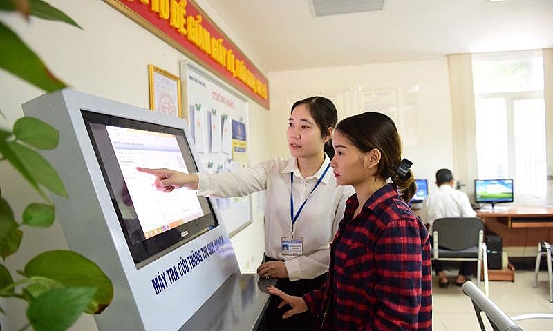 Một số chỉ tiêu phản ánh sự phát triển của chuyển đổi số trong ngành công thương Việt Nam.